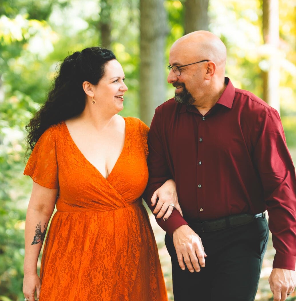Officiant for small weddings Indy! Backyard wedding in Indy!